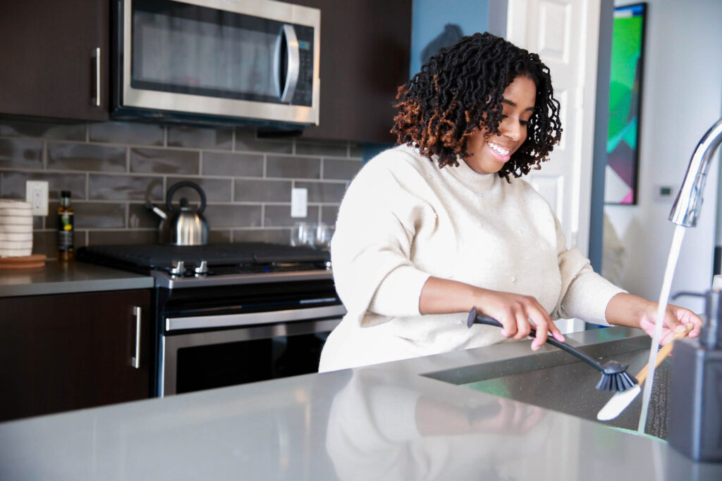 A Step-by-Step Guide to Deep Cleaning and Decluttering